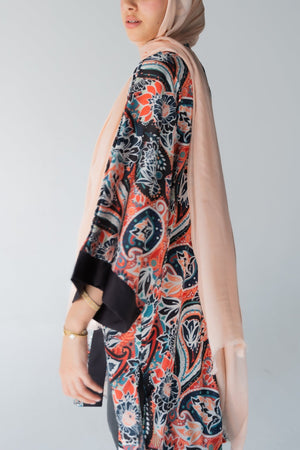 A01 - Lillyscarfofficial