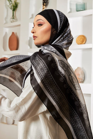 Black Blush - Lillyscarfofficial