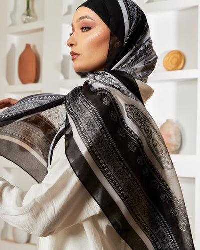 Black Blush - Lillyscarfofficial