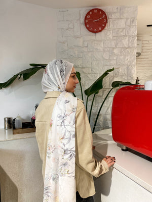 Serene - Lillyscarfofficial