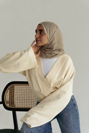 The wrap cozy top in Beige - Lillyscarfofficial