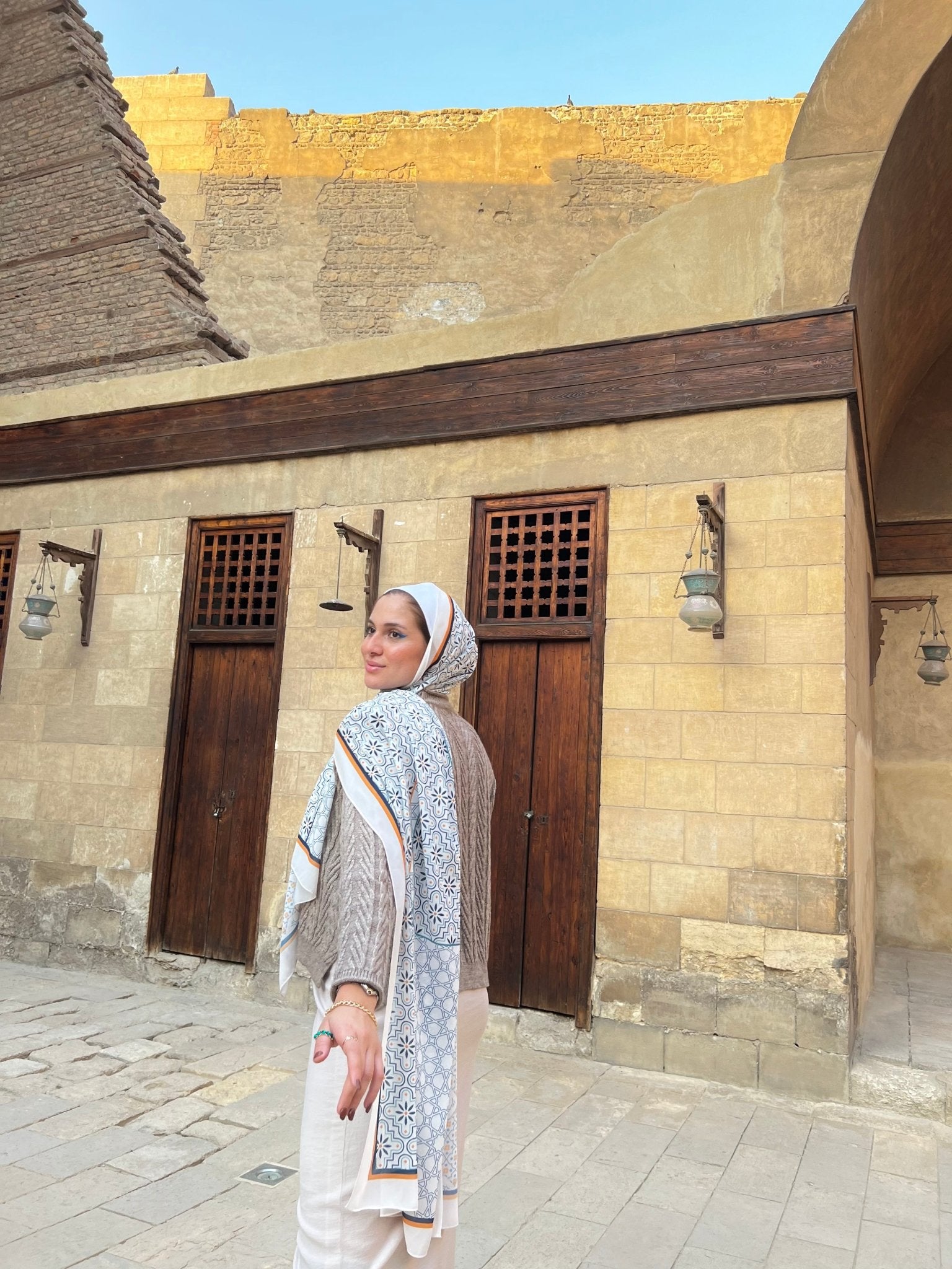 Lamsa - Lillyscarfofficial