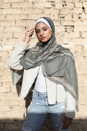 Ornament - Lillyscarfofficial