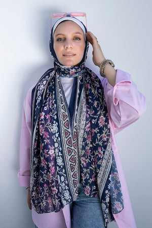 Raelynn - Lillyscarfofficial