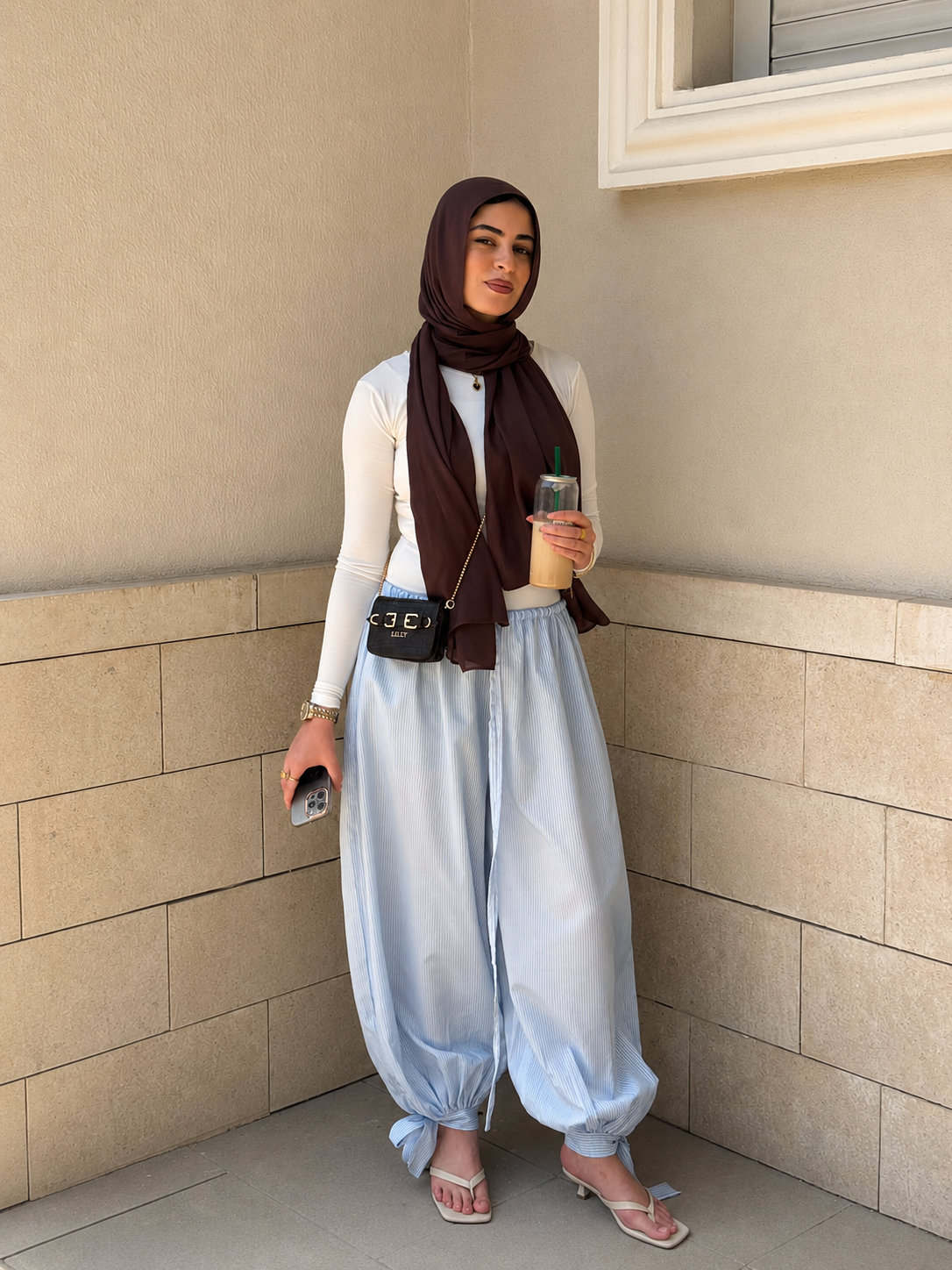 Balloon pant with ankle tie