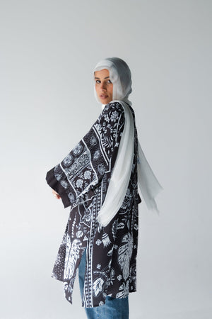 A04 - Lillyscarfofficial