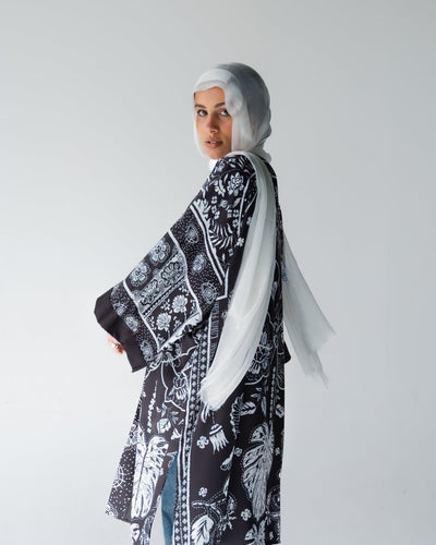 A04 - Lillyscarfofficial