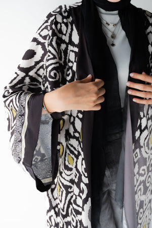 A06 - Lillyscarfofficial