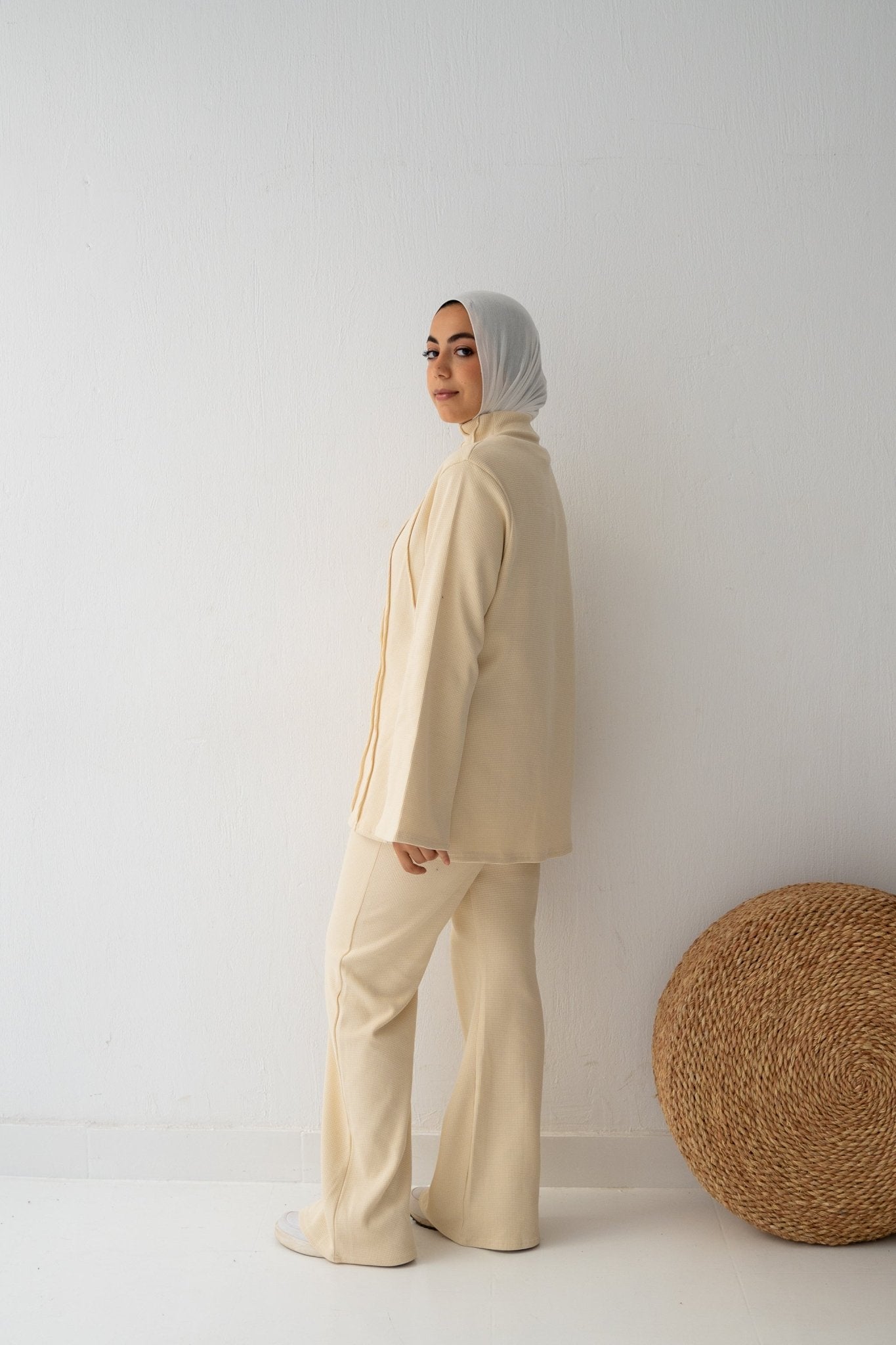 Amelia Set in beige - Lillyscarfofficial