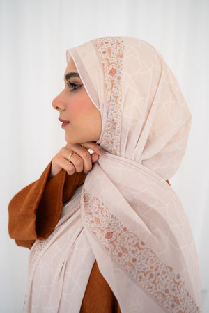 Andalusian grace - Lillyscarfofficial