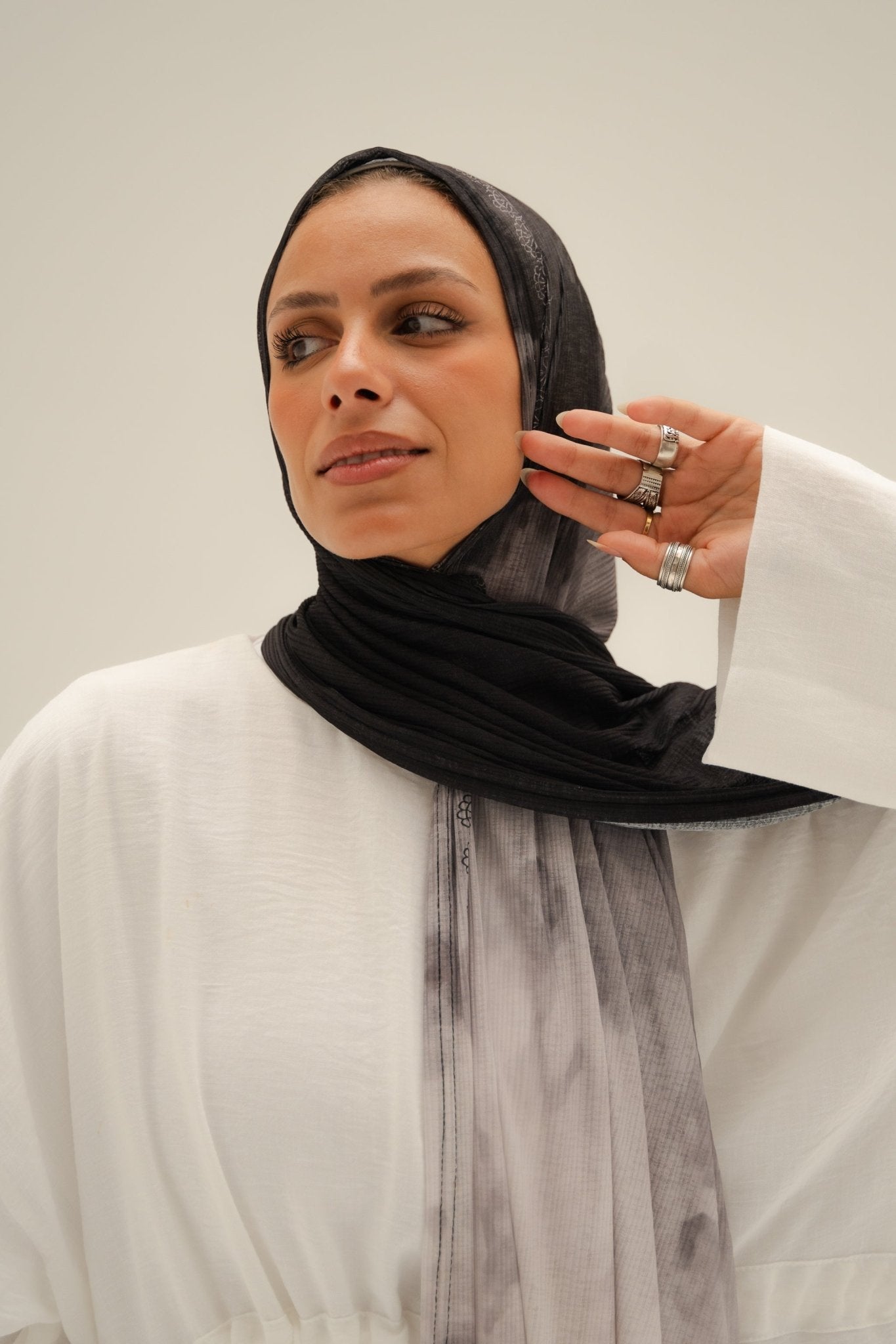 Arabella Whisper - Lillyscarfofficial