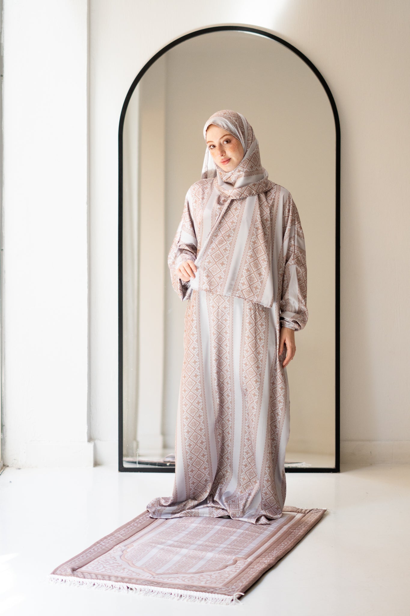 Beige Makramya isdal - Lillyscarfofficial