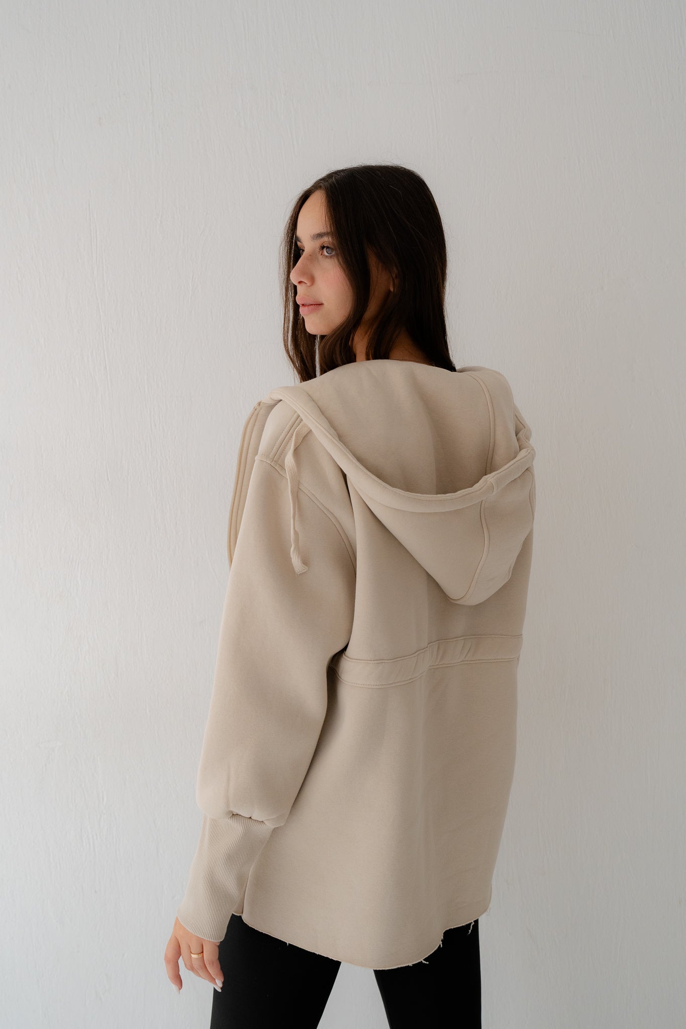 BEIGE SWEATSHIRT - Lillyscarfofficial