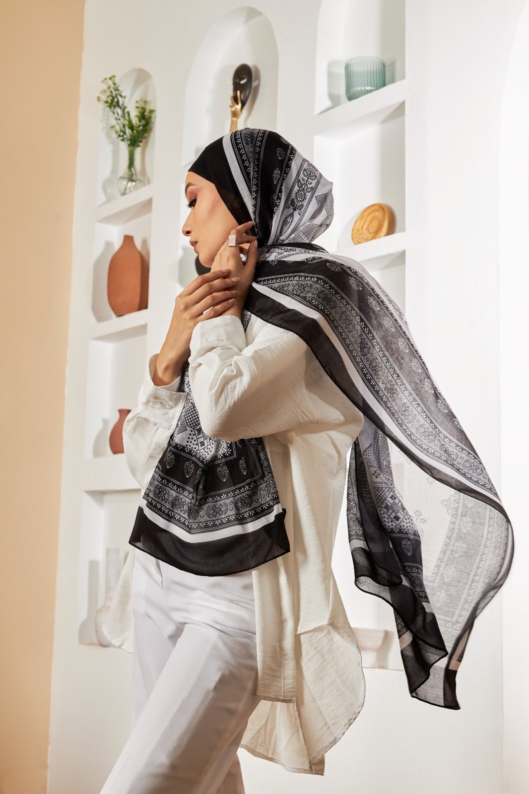 Black Blush - Lillyscarfofficial