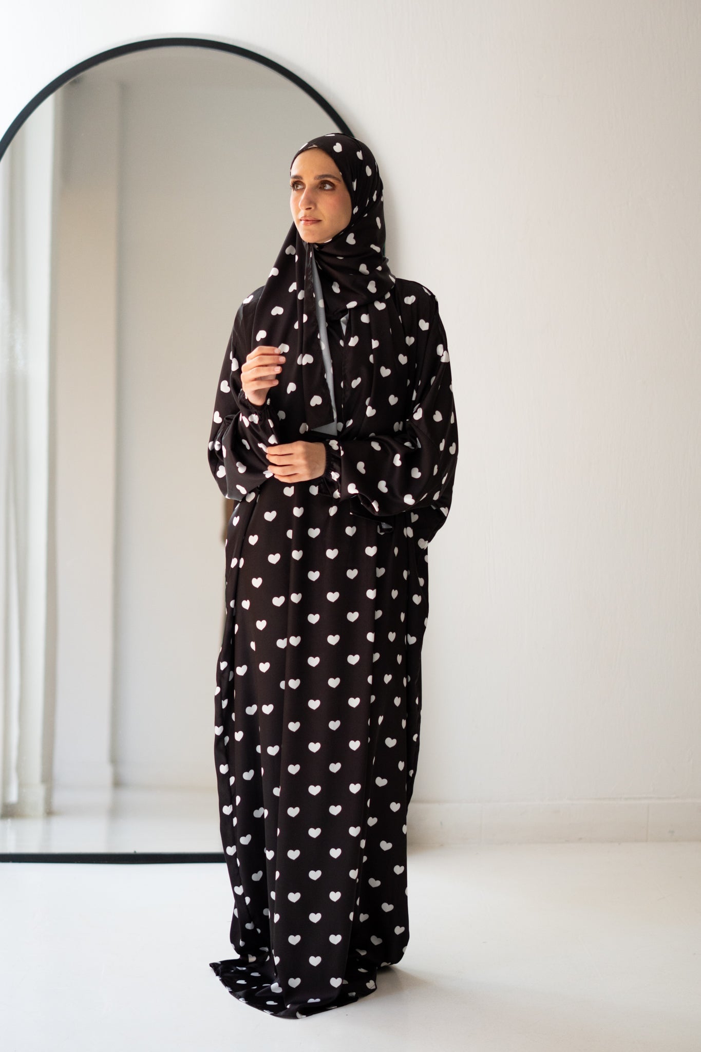 Black Hearts Isdal - Lillyscarfofficial