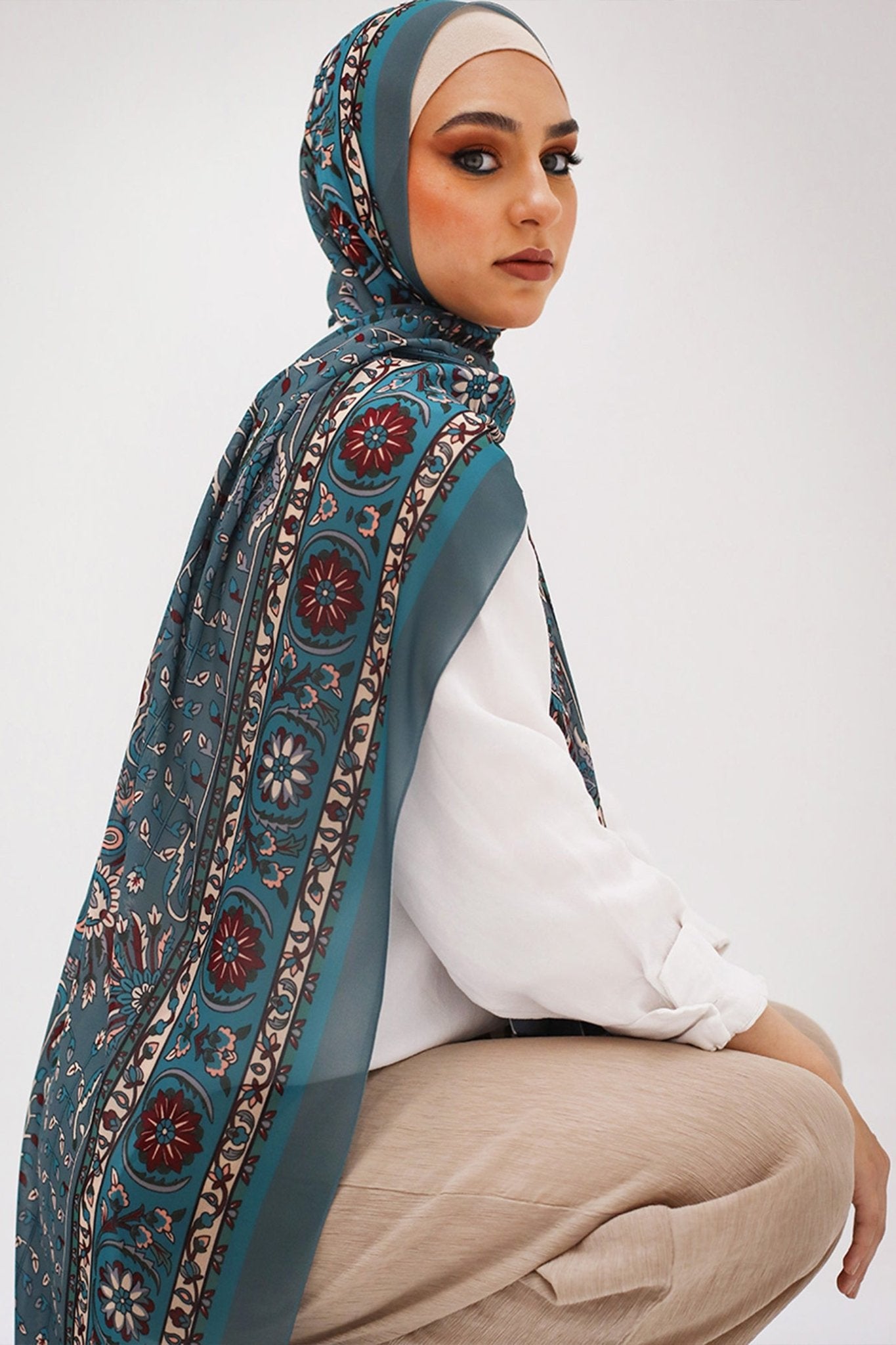 Bloom - Lillyscarfofficial