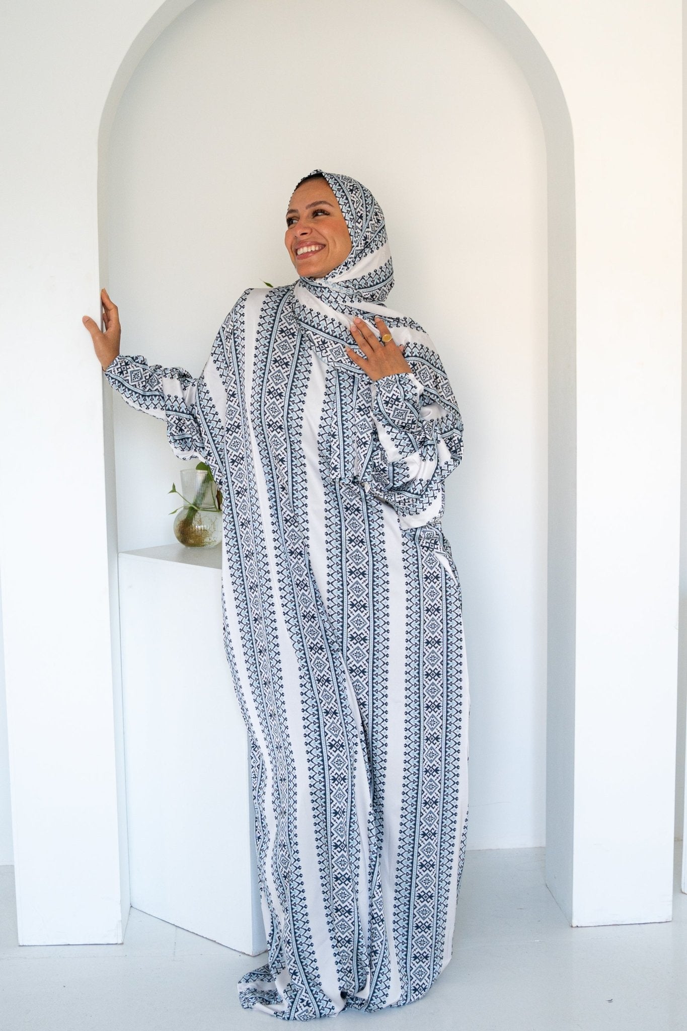 Blue turath isdal - Lillyscarfofficial