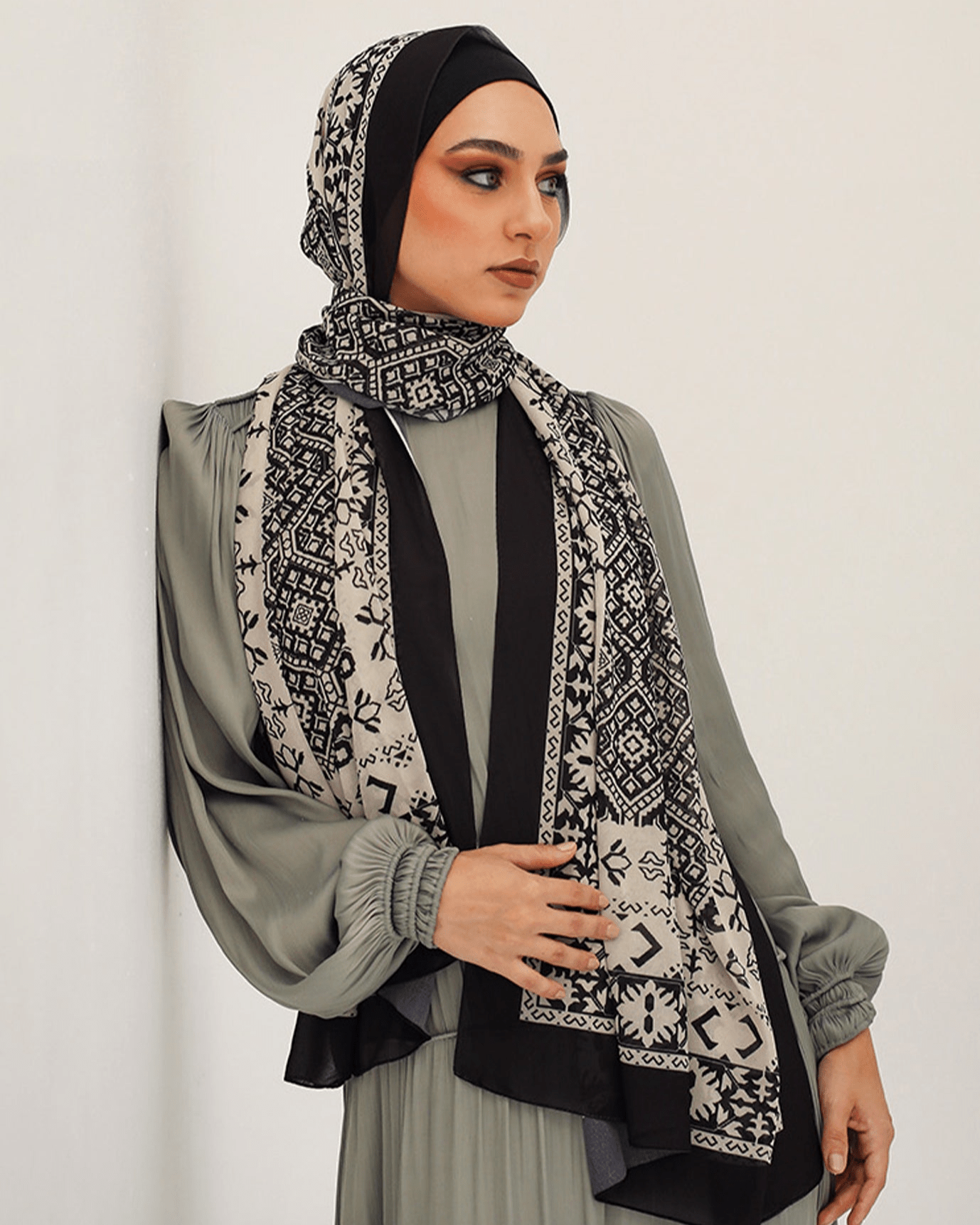 Caiden - Lillyscarfofficial