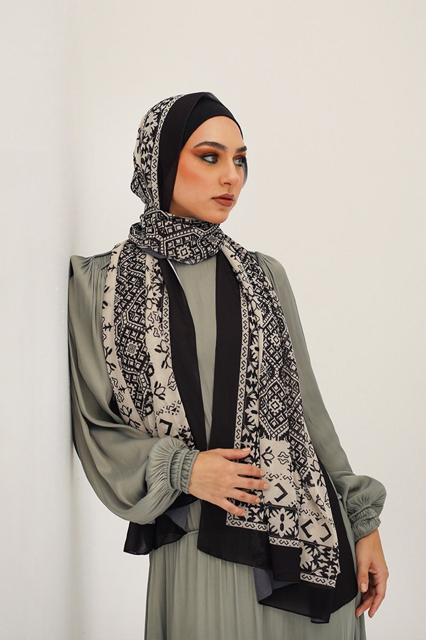 Caiden - Lillyscarfofficial