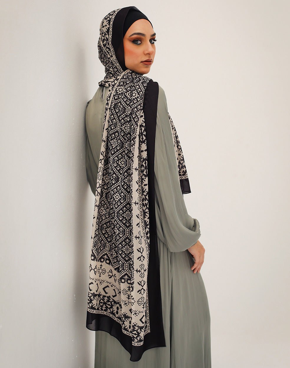 Caiden - Lillyscarfofficial