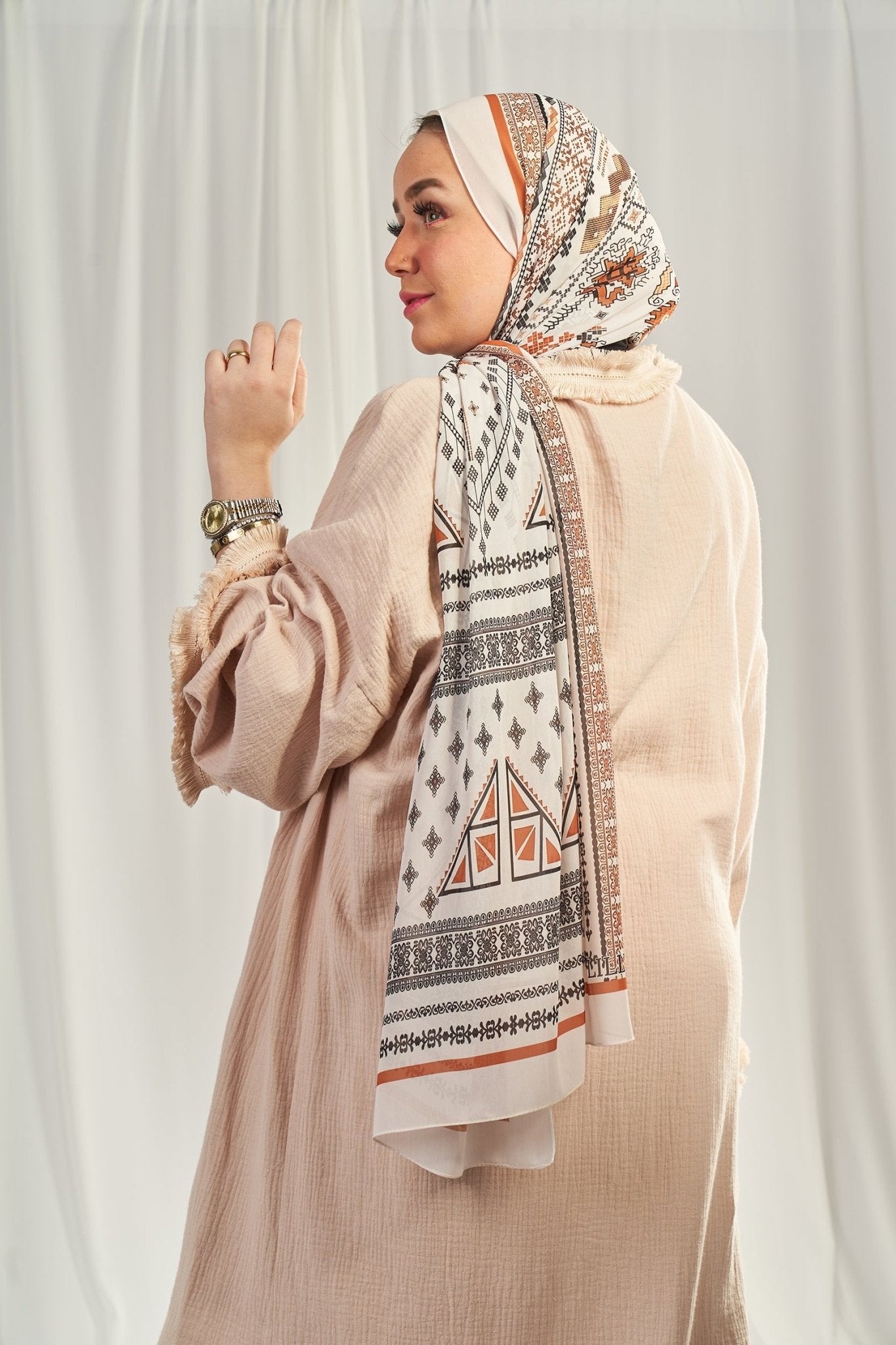 Clay - Lillyscarfofficial