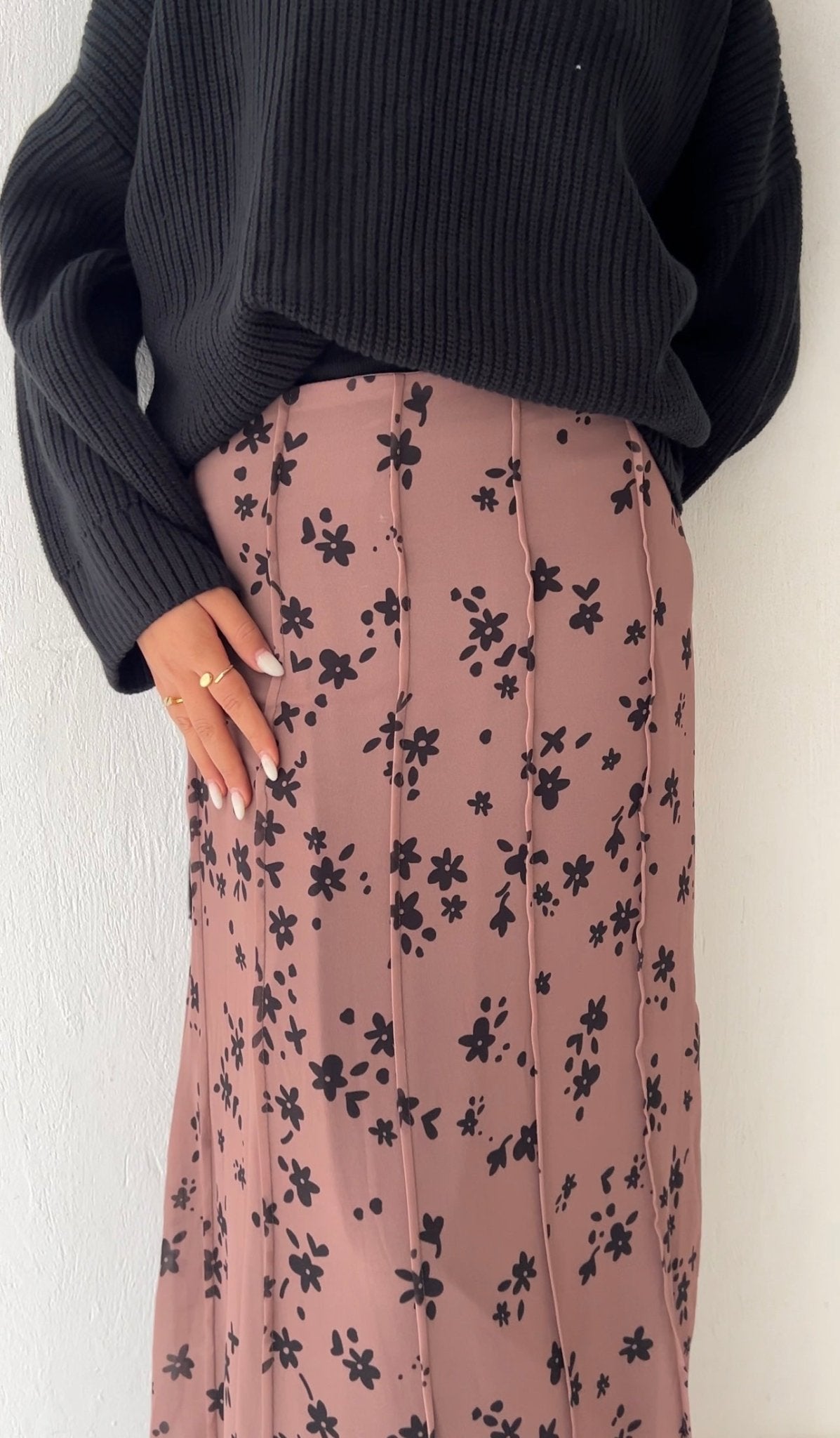 Daisy floral skirt in brown - Lillyscarfofficial