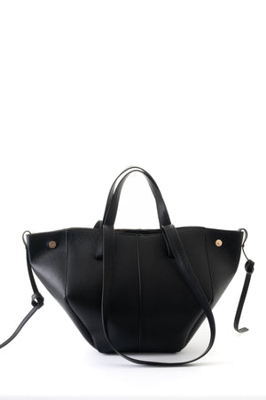 Delara - Lillyscarfofficial