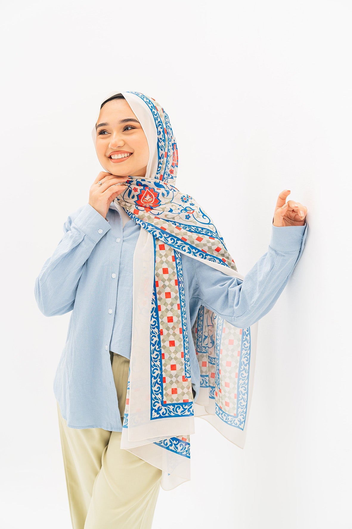 Elvira Blue - Lillyscarfofficial