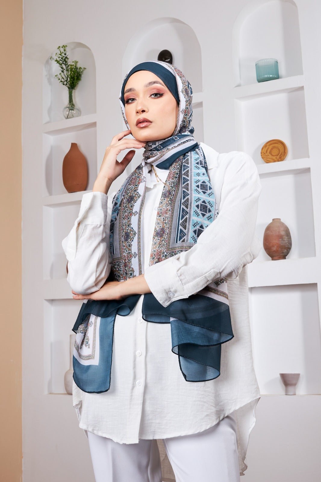 Farha - Lillyscarfofficial