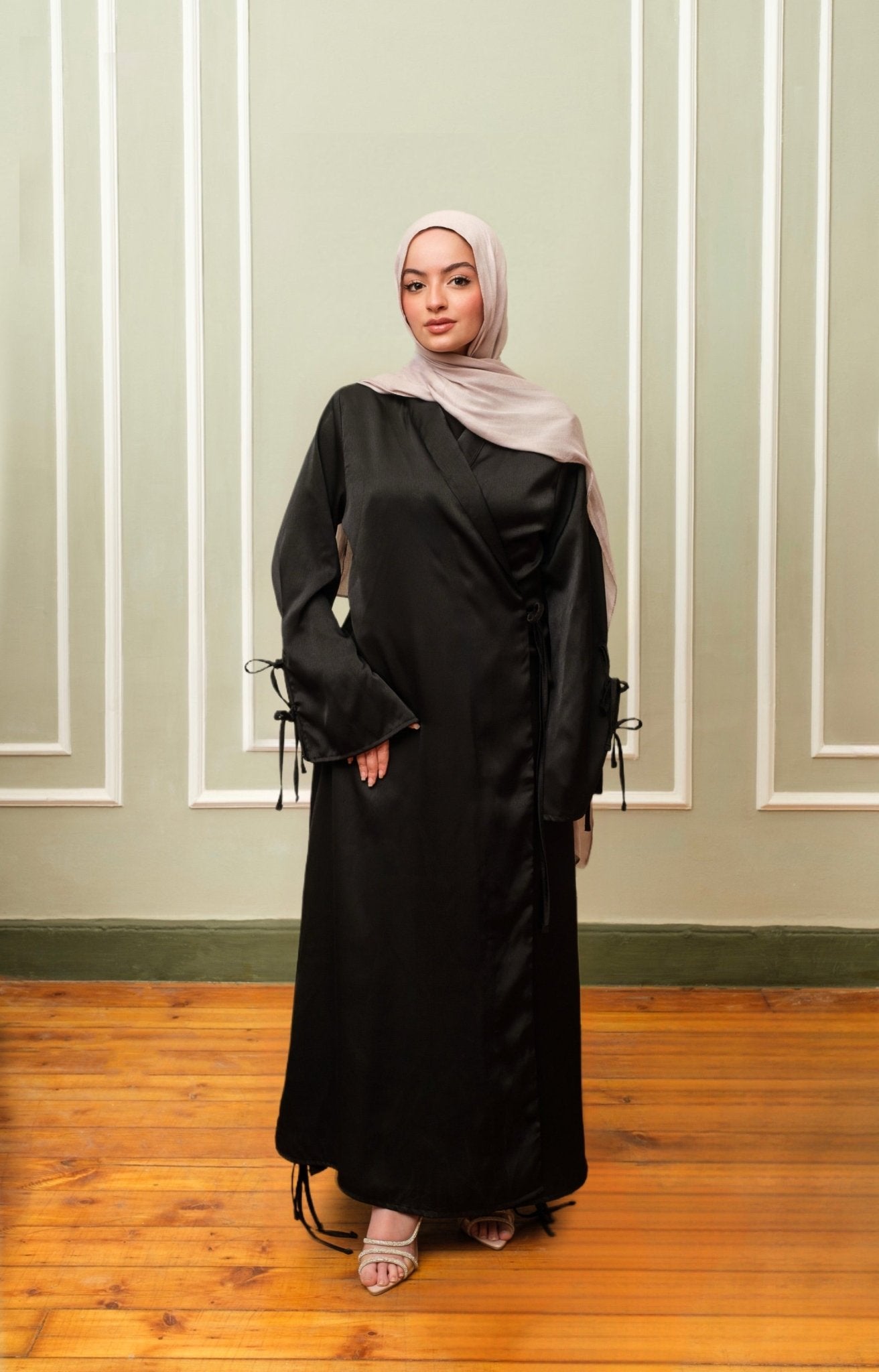 Hameeda abaya - Lillyscarfofficial