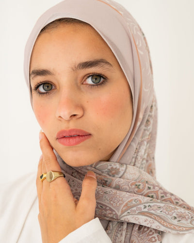 Jayla - Lillyscarfofficial