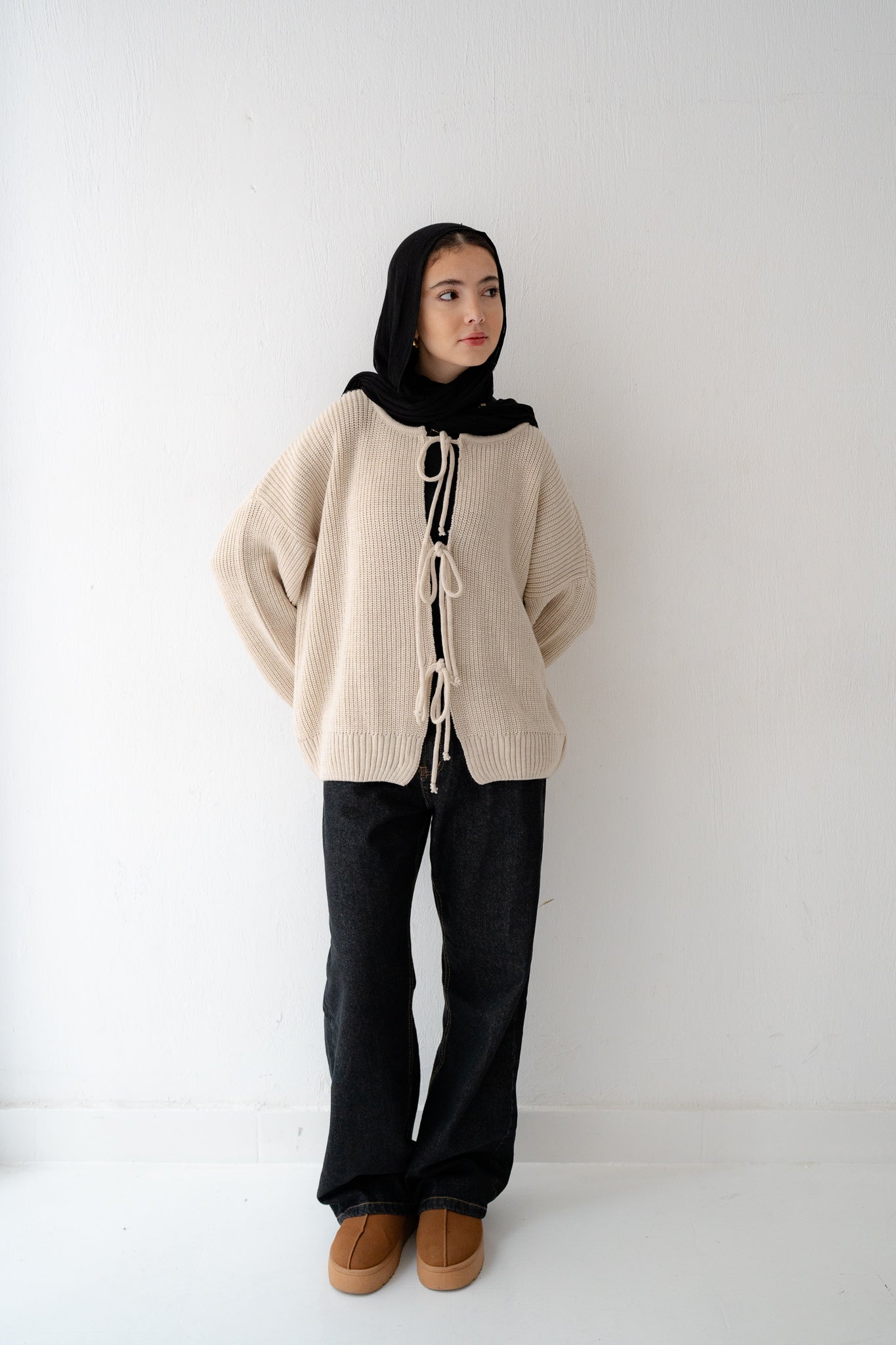 KNIT CARDIGAN WITH BOW IN BEIGE - Lillyscarfofficial