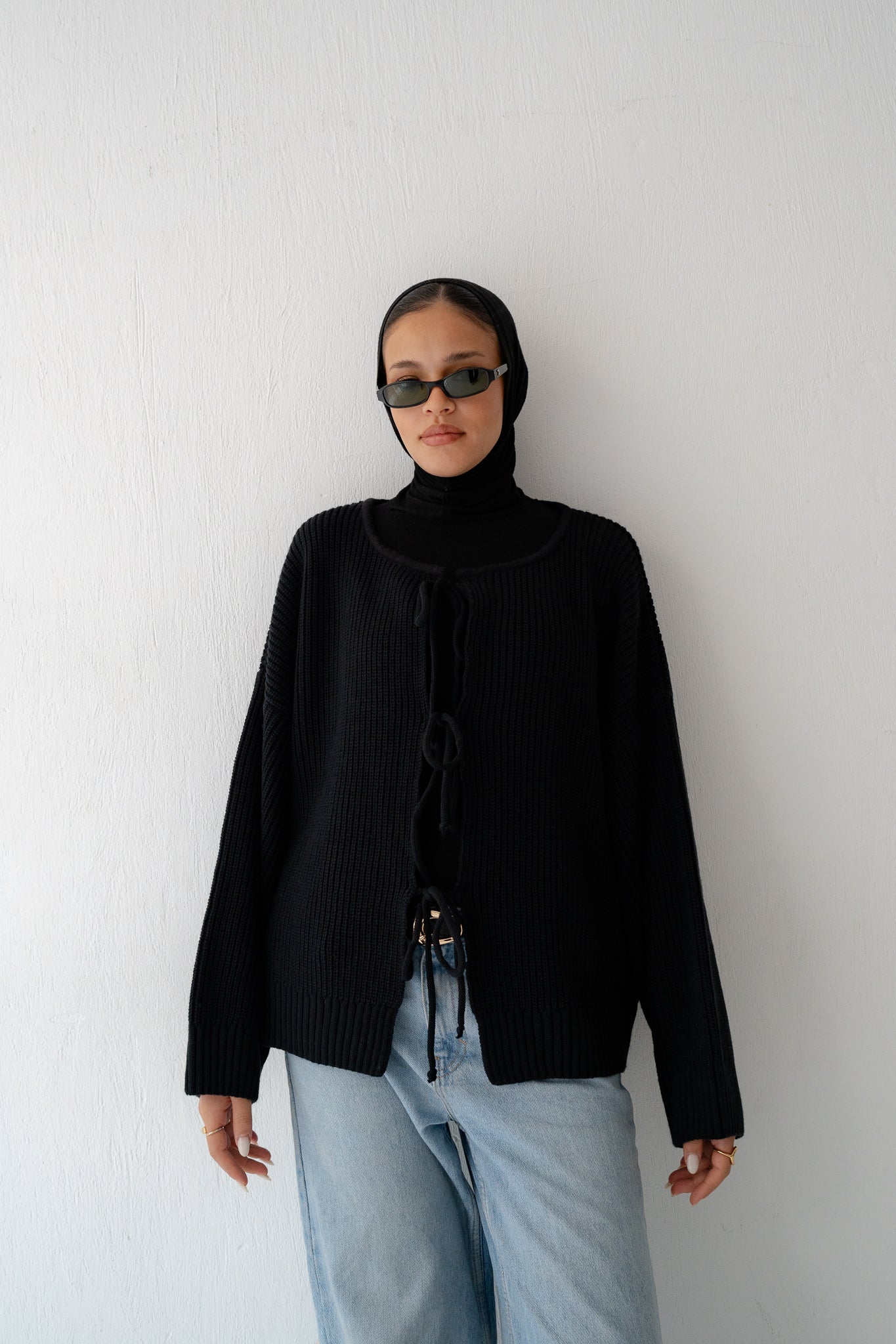 KNIT CARDIGAN WITH BOW IN BLACK - Lillyscarfofficial