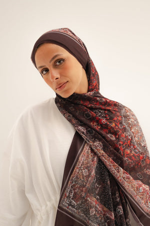 Maroon Valor - Lillyscarfofficial