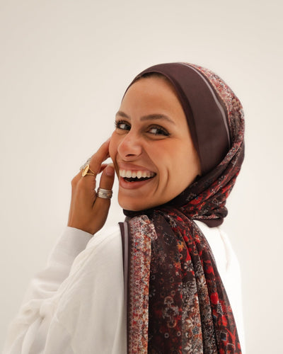 Maroon Valor - Lillyscarfofficial