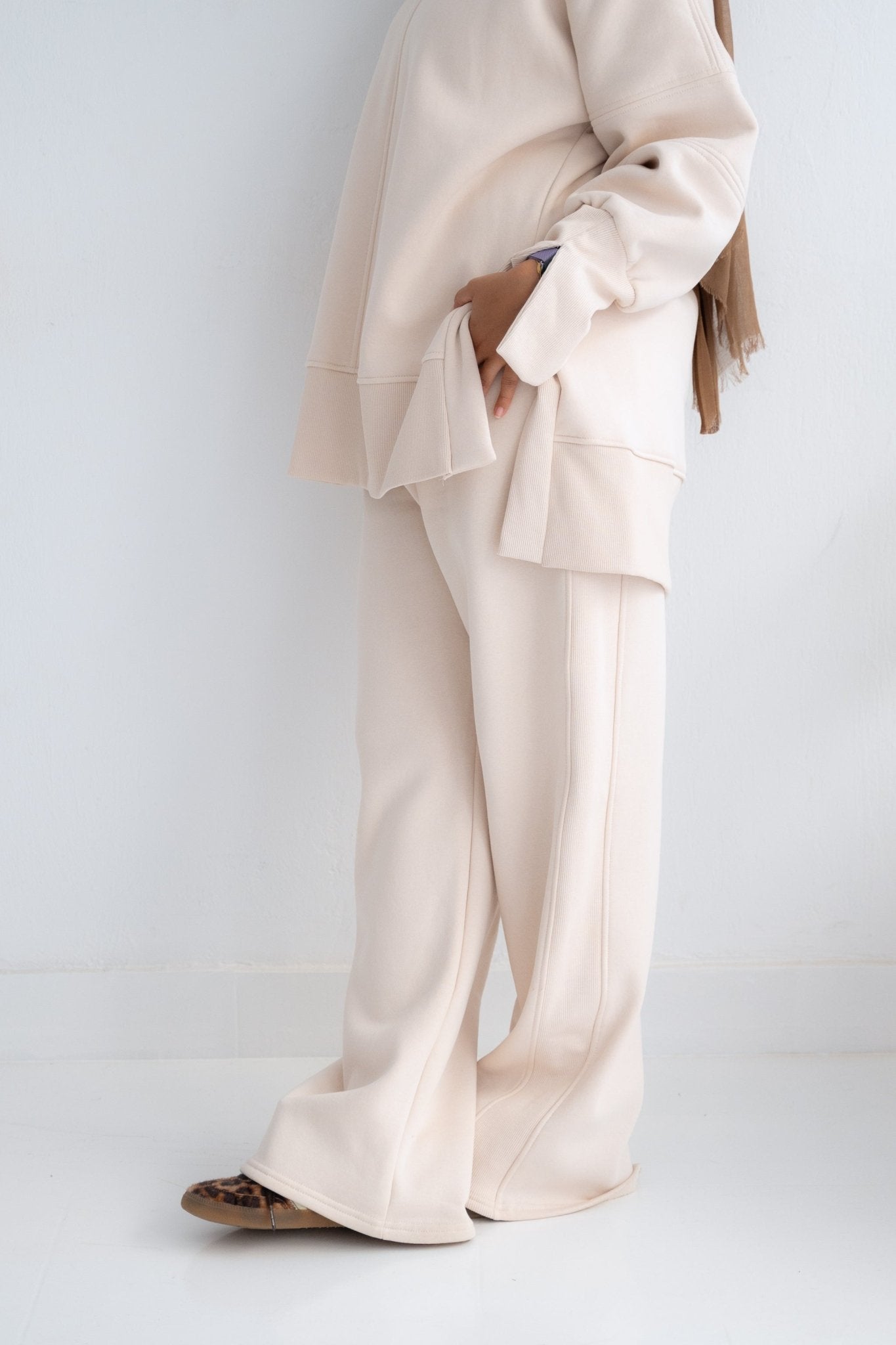 Marvy set in beige - Lillyscarfofficial