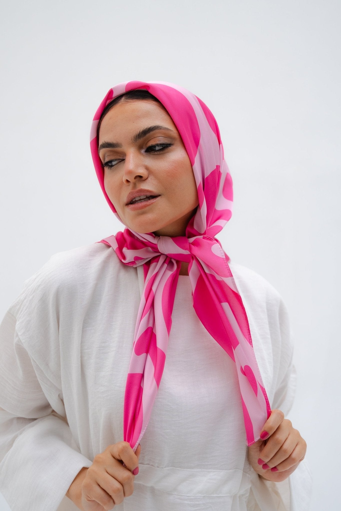 Milo - Lillyscarfofficial