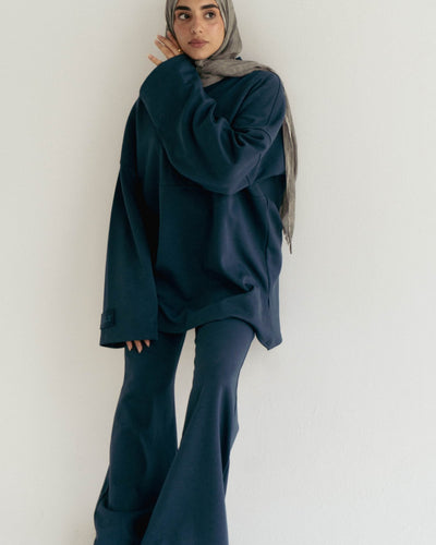 Minimal V in petroleum - Lillyscarfofficial