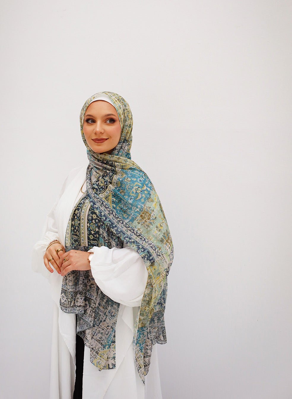 Nasej - Lillyscarfofficial