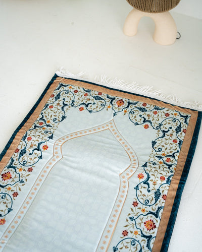 Noral - Lillyscarfofficial