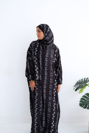 Nyrah isdal - Lillyscarfofficial