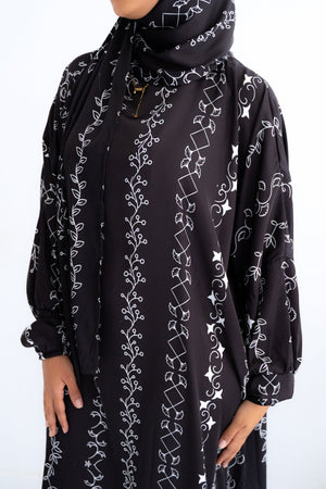 Nyrah isdal - Lillyscarfofficial