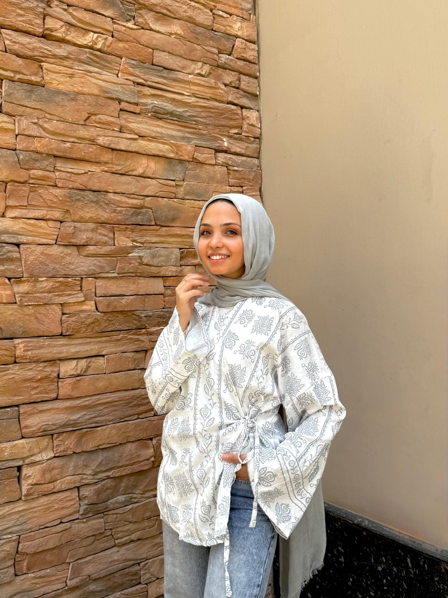 Ounass in gray - Lillyscarfofficial