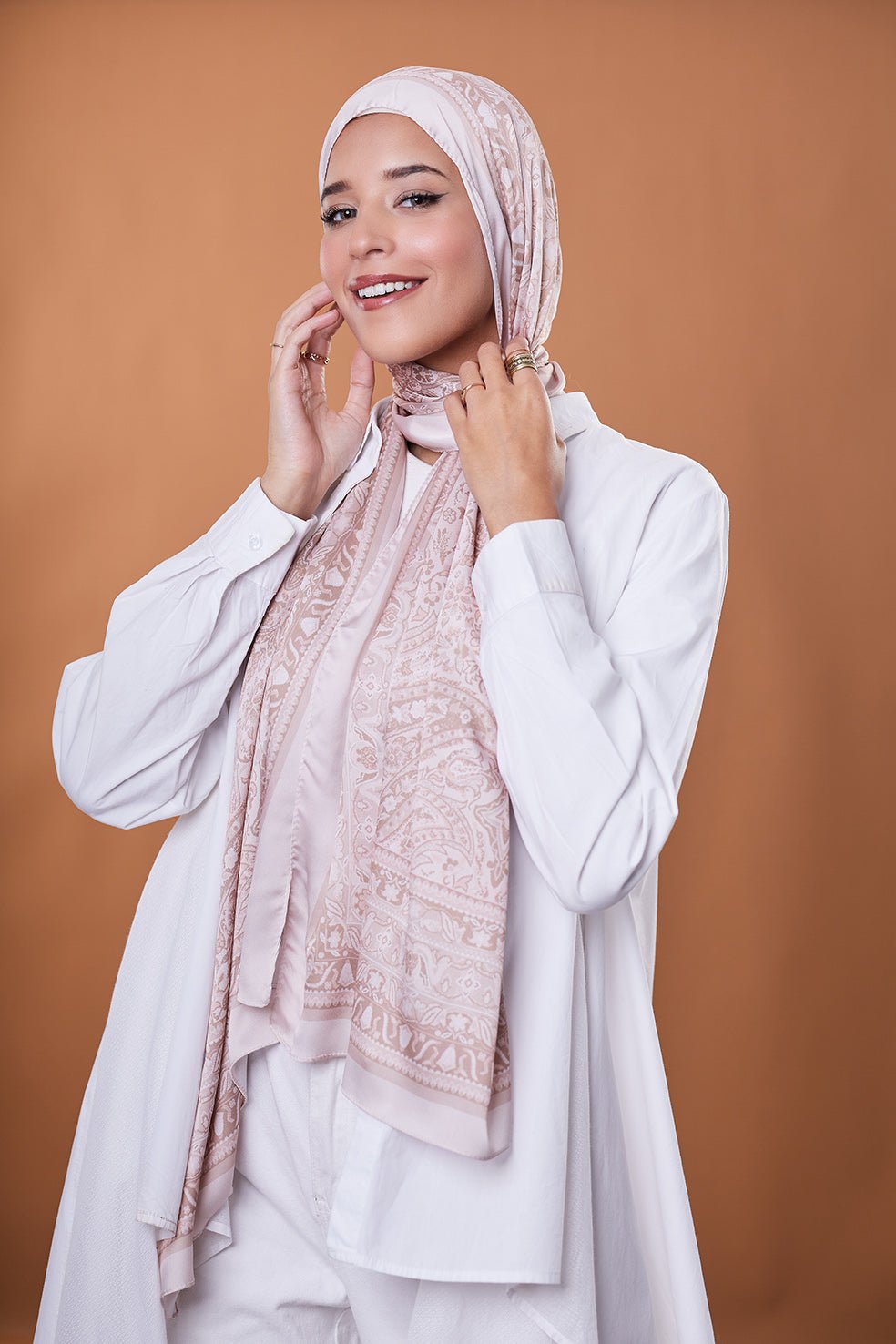 Parisienne - Lillyscarfofficial