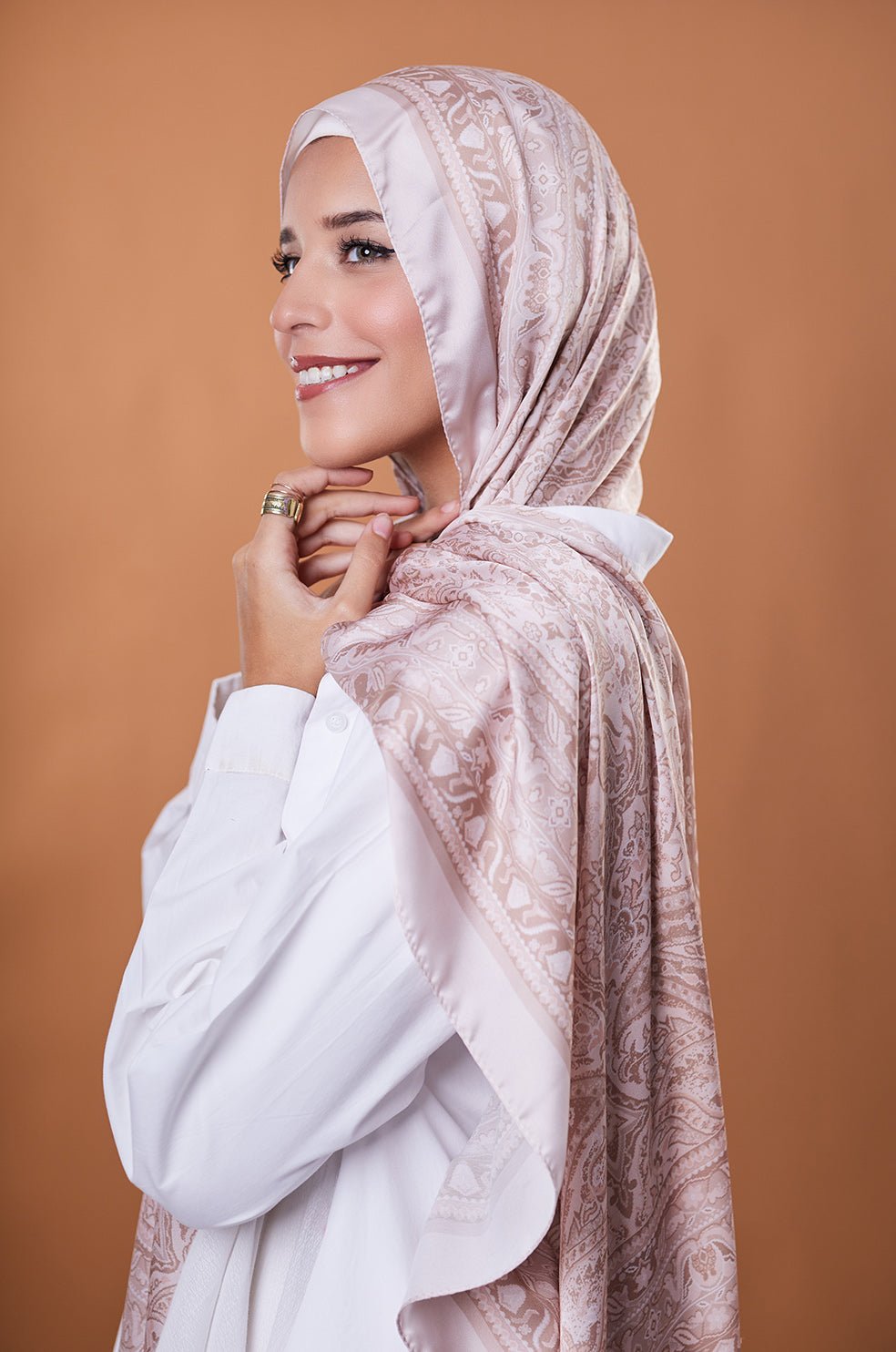 Parisienne - Lillyscarfofficial