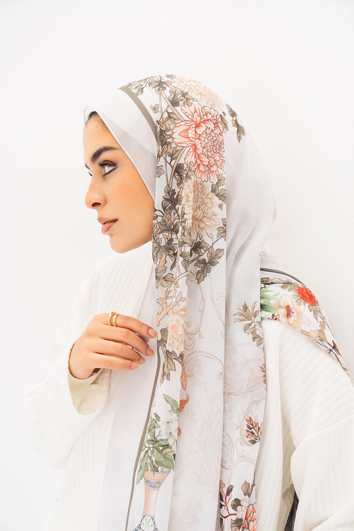 Raven - Lillyscarfofficial