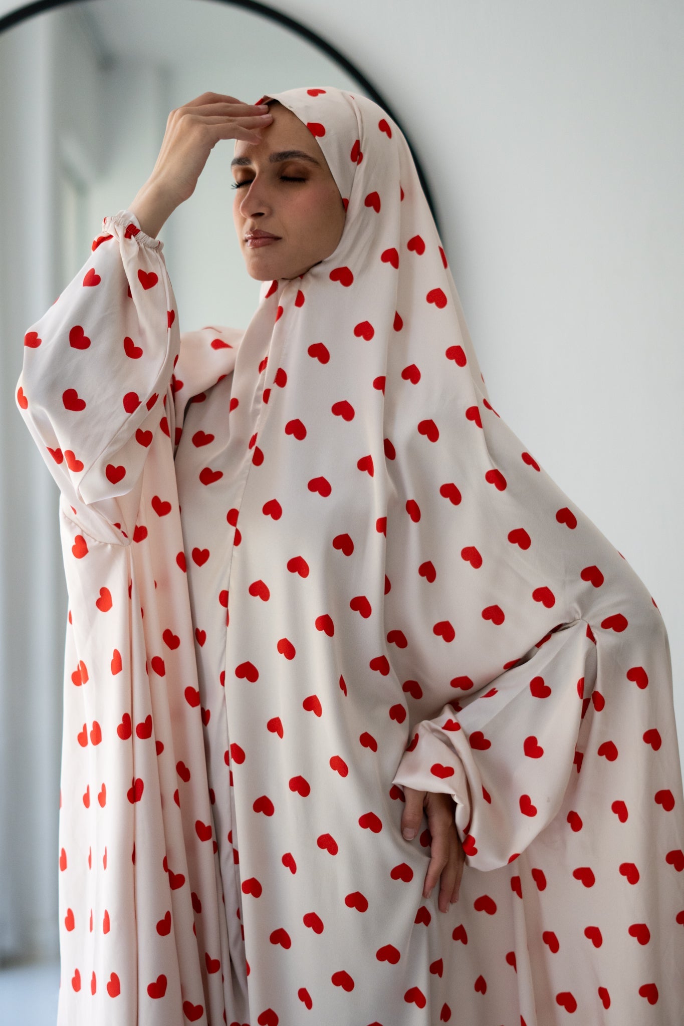 Red hearts - Lillyscarfofficial