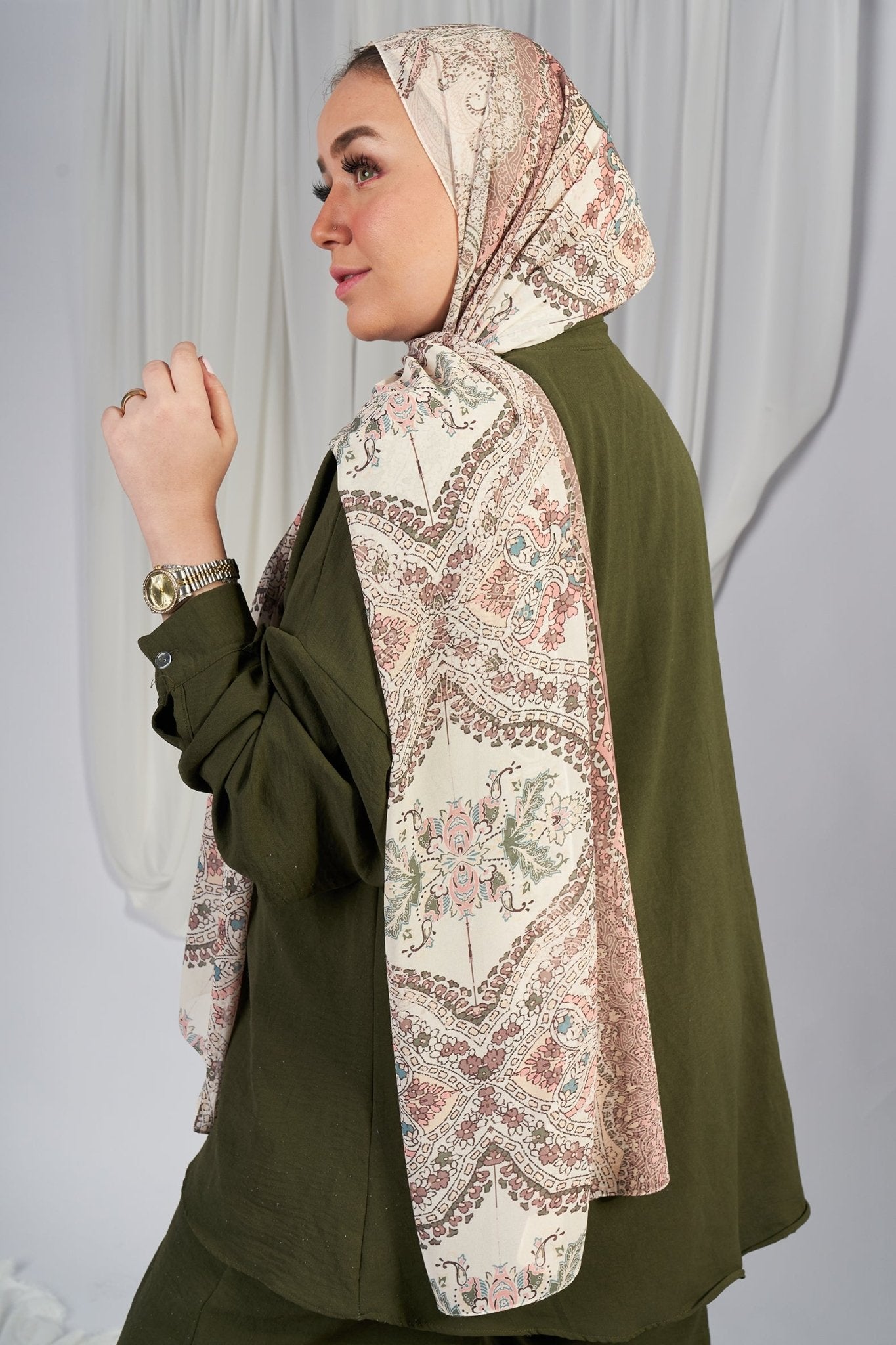 Secret Meadow - Lillyscarfofficial