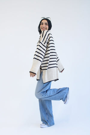 Soft Striped Pullover in black - Lillyscarfofficial