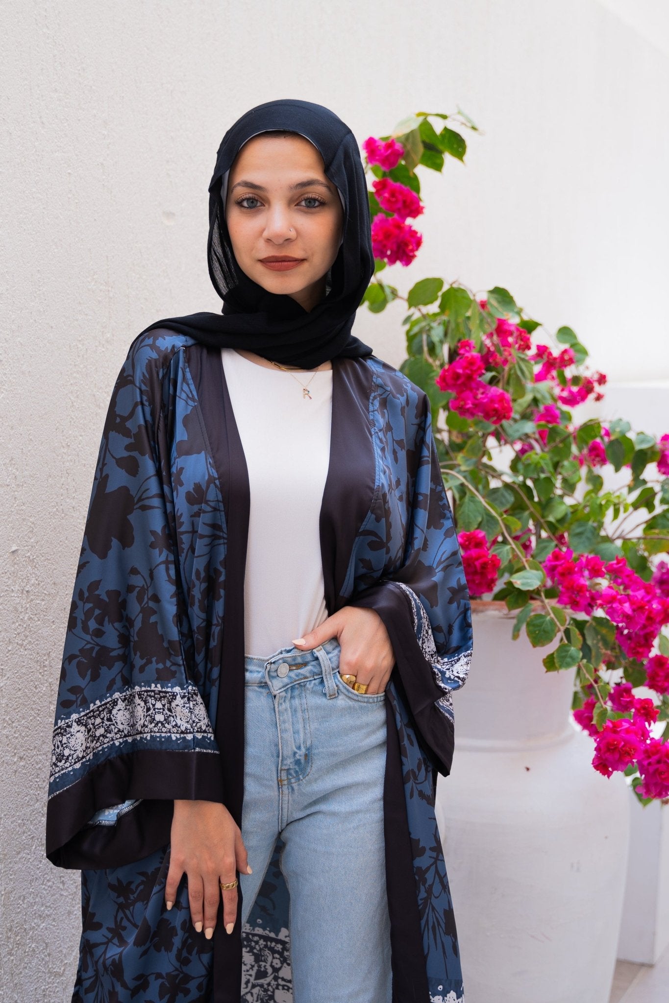 Sunbeam kimono in navy - Lillyscarfofficial